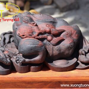 Tượng Thiềm thừ gỗ trắc