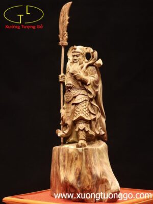 Quan Công chống đao gỗ sưa