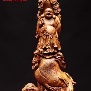 Di Lặc đứng sâm gỗ sưa