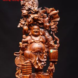 Di Lặc tam tiểu vác cành đào.
