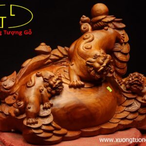 Tam nghê trấn chum tiền gỗ hương