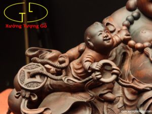 Di Lặc ngũ tiểu ngự bao tiền trắc.