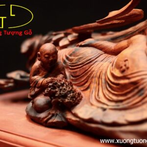 Nhất tâm bái Phật gỗ trắc.