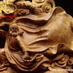 Đạt Ma hàm long gỗ nu hương.