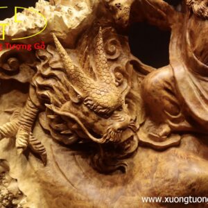 Đạt Ma hàm long gỗ nu hương.
