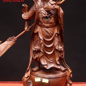 Quan Công đứng trống gỗ sưa.