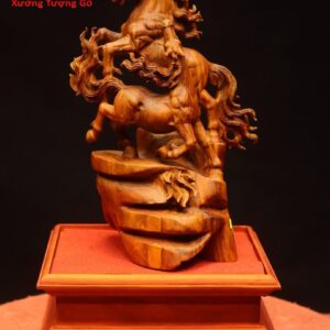 Song mã gỗ sưa
