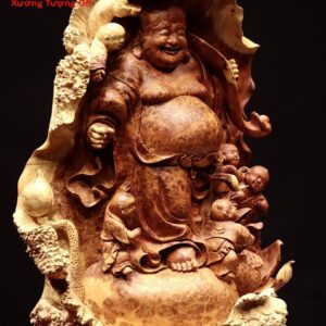 Di Lặc ngũ tiểu vác gậy như ý nu hương.