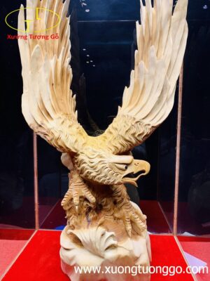 Đại bàng nhai bách