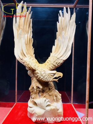 Đại bàng nhai bách