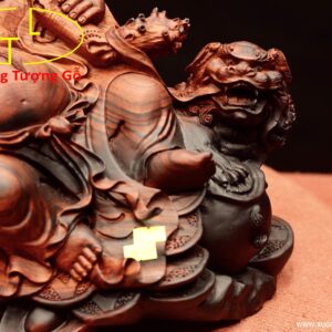 Di lặc nhất tiểu vác đào song nghê gỗ trắc