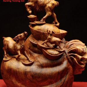 Tam dệ đứng bao tiền gỗ sưa.