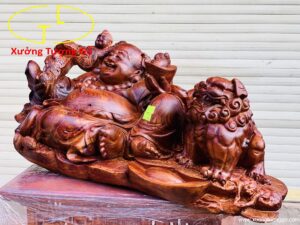 Di Lặc nhị tiểu ngồi nghê gỗ cẩm.
