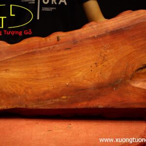 Khay trà nghê gỗ hương ta.