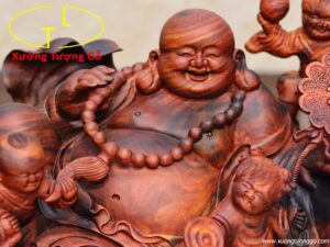 Di Lặc ngũ tiểu( ngũ phúc) nghê gỗ trắc.