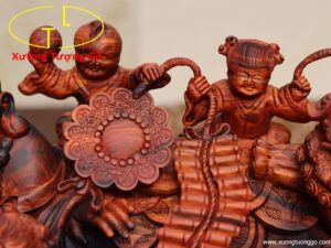 Di Lặc ngũ tiểu( ngũ phúc) nghê gỗ trắc.