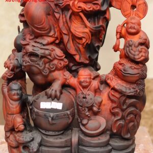 Di Lặc đứng bao ngũ tiểu( ngũ phúc) vác cành đào gỗ trắc.