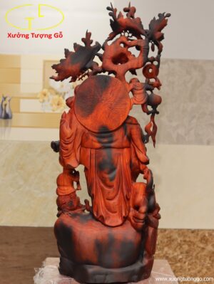 Di Lặc đứng bao ngũ tiểu( ngũ phúc) vác cành đào gỗ trắc.