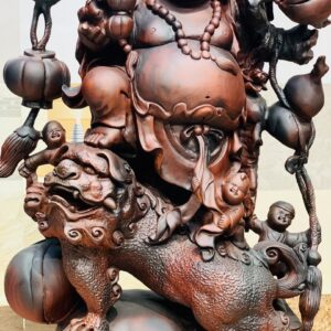 Di Lặc ngũ tiểu vác đào đứng nghê trắc đỏ đen.
