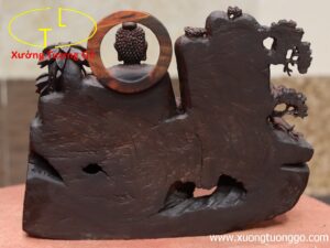 Nhất tâm bái Phật( Tượng Phật ngồi) gỗ trắc.