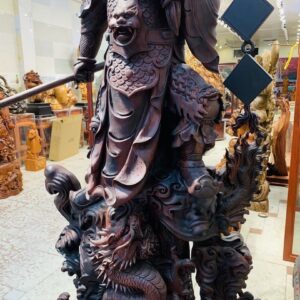 Quan Công ngự song long gỗ trắc.