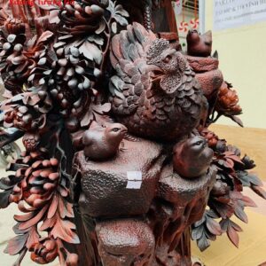 Gia đình gà hoa phù dung gỗ trắc