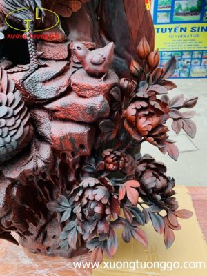 Gia đình gà hoa phù dung gỗ trắc