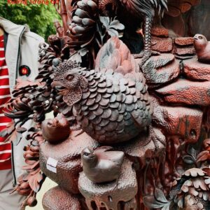 Gia đình gà hoa phù dung gỗ trắc