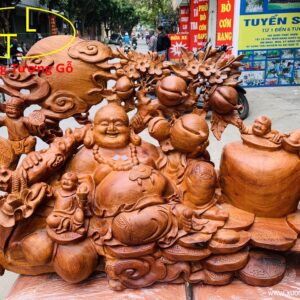 Di Lặc ngũ tiểu vác đào ngồi tiền hương ta.