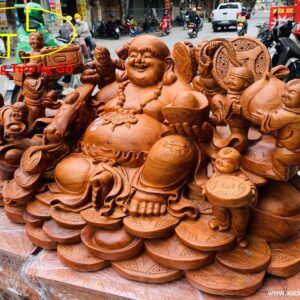 Di Lặc cửu tiểu cầm gậy như ý gỗ hương ta.