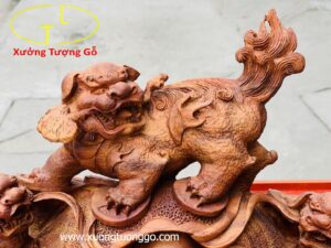 Tam nghê gậy như ý gỗ sưa.