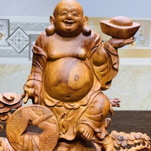 Di Lặc đứng tùng cầm vàng gỗ hương
