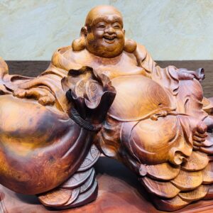 Di Lặc ngồi bao tiền hương ta