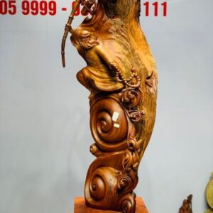 Đạt Ma múa võ gỗ hương ta