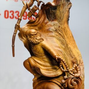 Đạt Ma múa võ gỗ hương ta