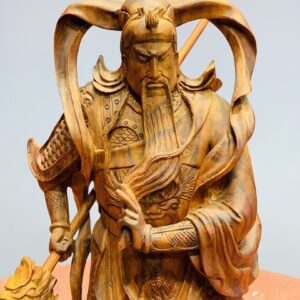 Quan Công cầm đao gỗ sưa