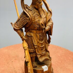 Quan Công cầm đao gỗ sưa