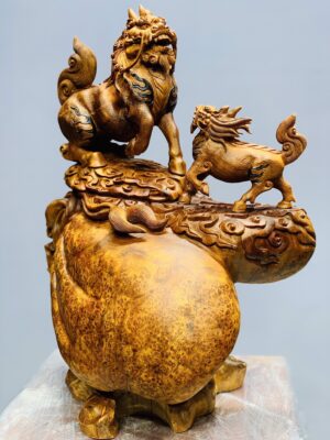 Hỏa kỳ lân mẫu tử gỗ nu hương