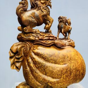 Hỏa kỳ lân mẫu tử gỗ nu hương