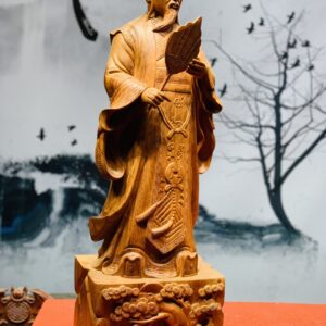 Khổng Minh cầm quạt cao 80.