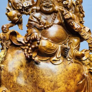 Di lặc vác đào ngồi bao nu hương.
