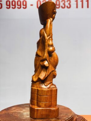 Di Lặc dâng vàng hương đá