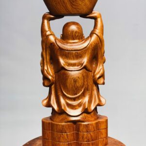 Di Lặc dâng vàng hương đá