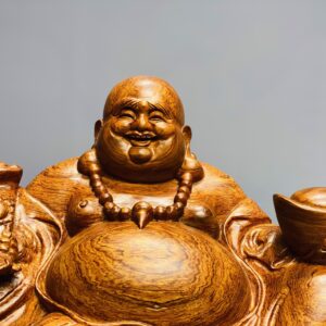 Di Lặc cầm vàng, ngọc như ý gỗ hương đá