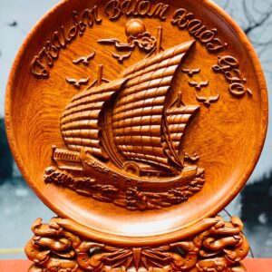 Tranh đĩa Thuận buồm xuôi gió gỗ hương đá