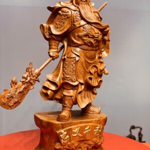 Quan Công xách đao vuốt râu cao 70 hương đá.