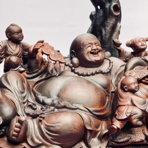 Di lặc ngũ tiểu ngồi tùng gỗ trắc