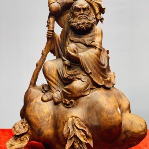 Đạt ma ngồi thiền gỗ sưa.