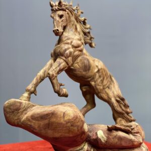 Nhất mã gỗ sưa.