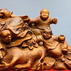 Di lặc ngũ tiểu gỗ sưa.